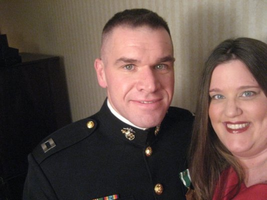 blog20081108usmcball05.jpg
