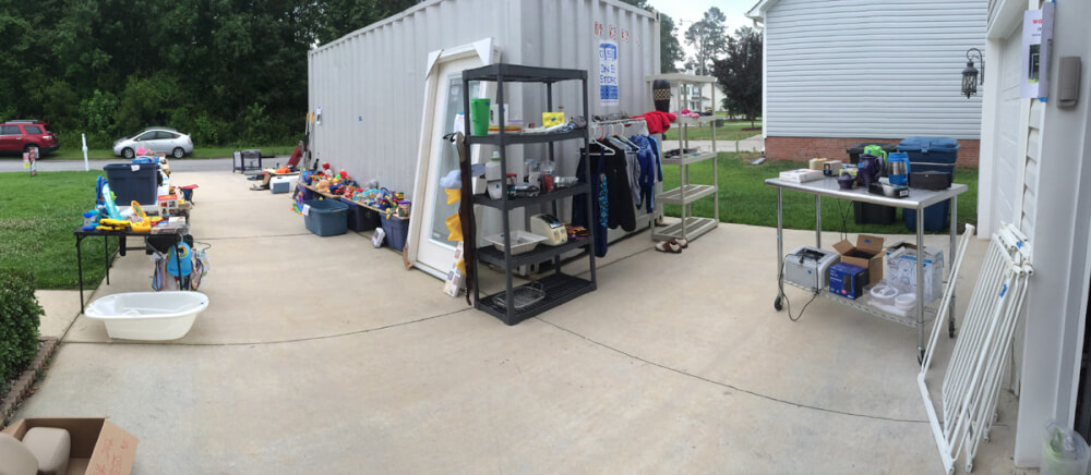 2014-06-14garagesale1
