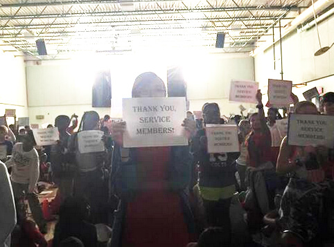 2015-11-11vetdaysigns